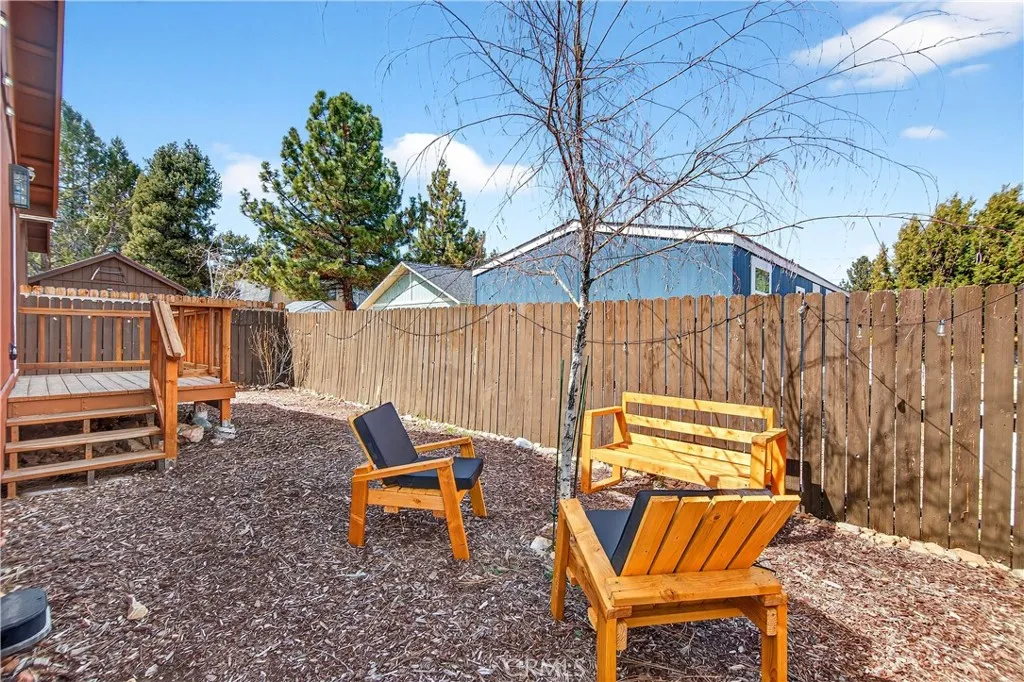 2089 Shady, Big Bear City, California 92314 — photo 5