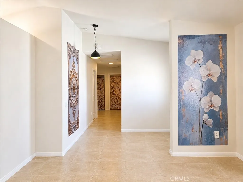 7619 Dumosa Avenue, Yucca Valley, California 92284 — photo 4