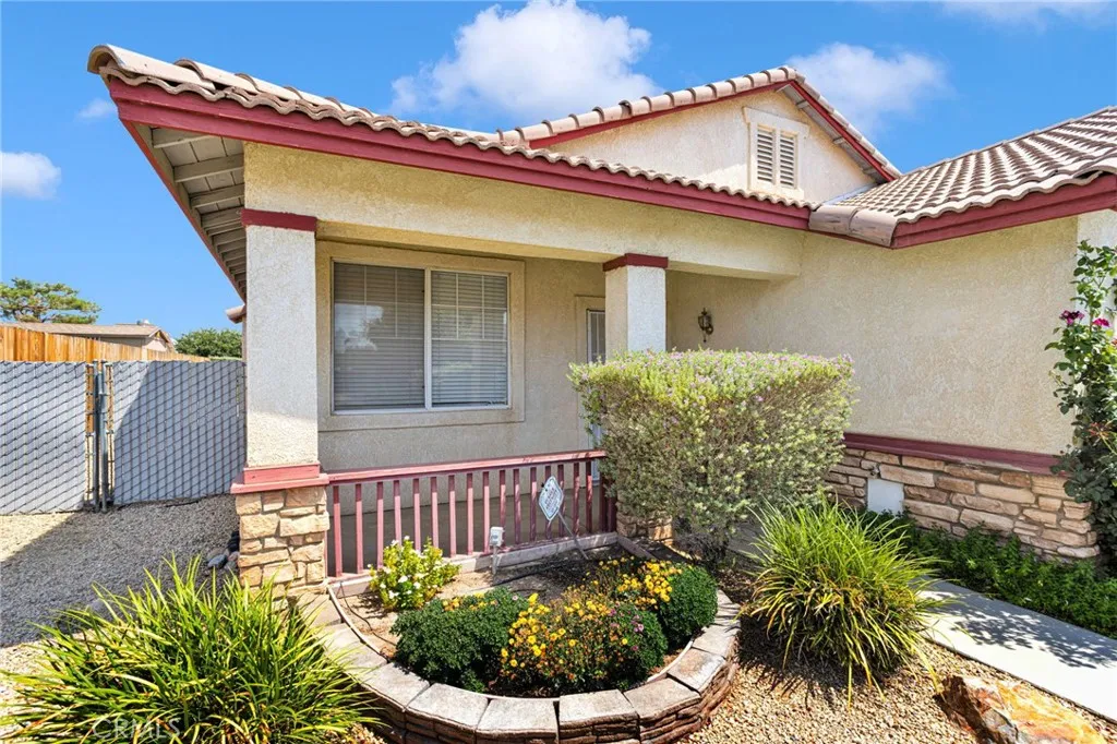 14400 Dartmouth, Hesperia, California 92344 — photo 5