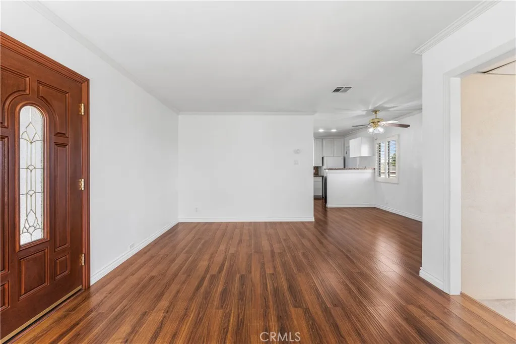 gallery-image 3