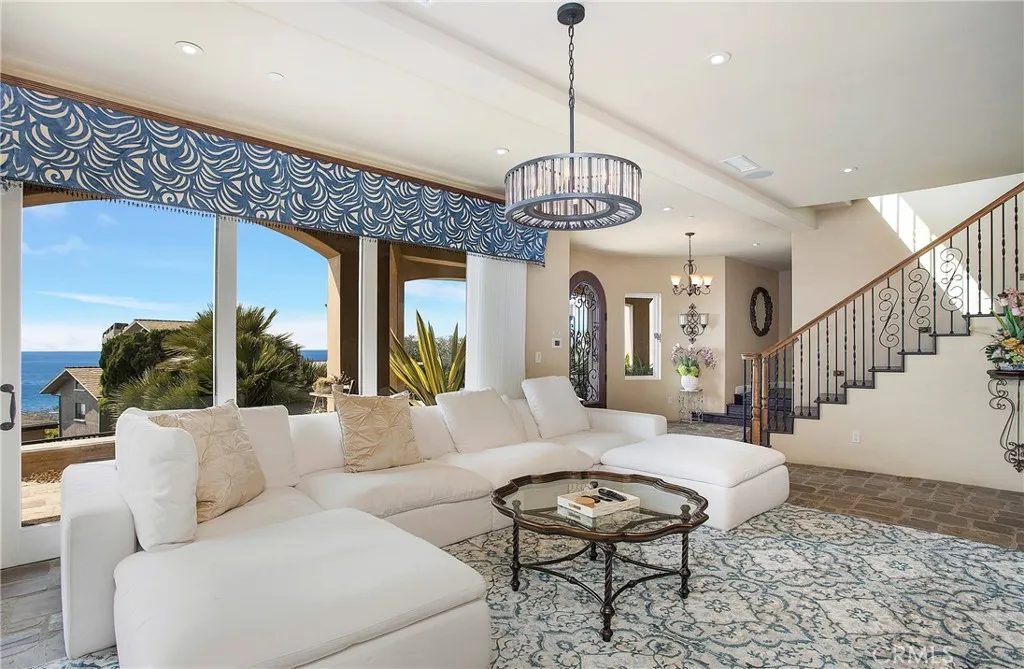 840 Canyon View Drive, Laguna Beach, California 92651 — photo 4