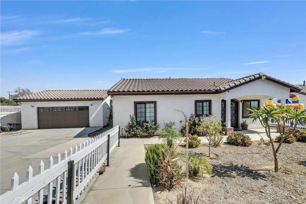 22418 Akers, Perris, California 92570 — photo 5