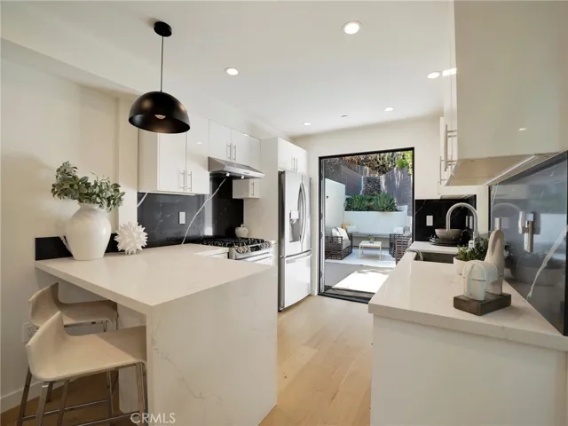 17043 Cotter Place, Encino, California 91436 — photo 5