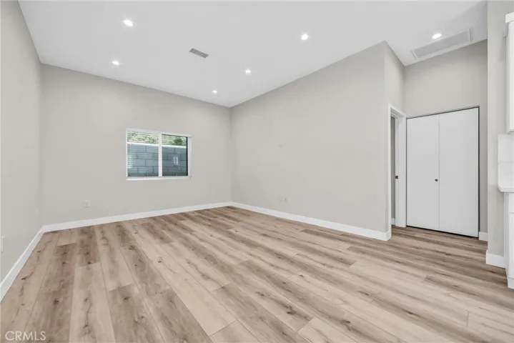 9998 1/2 Louise Avenue, Northridge, California 91325 — photo 5