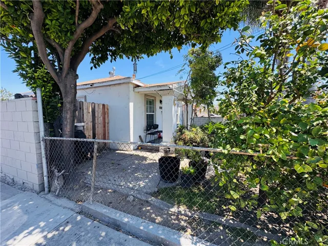 12101 Barnwall, Norwalk, California 90650 — photo 4