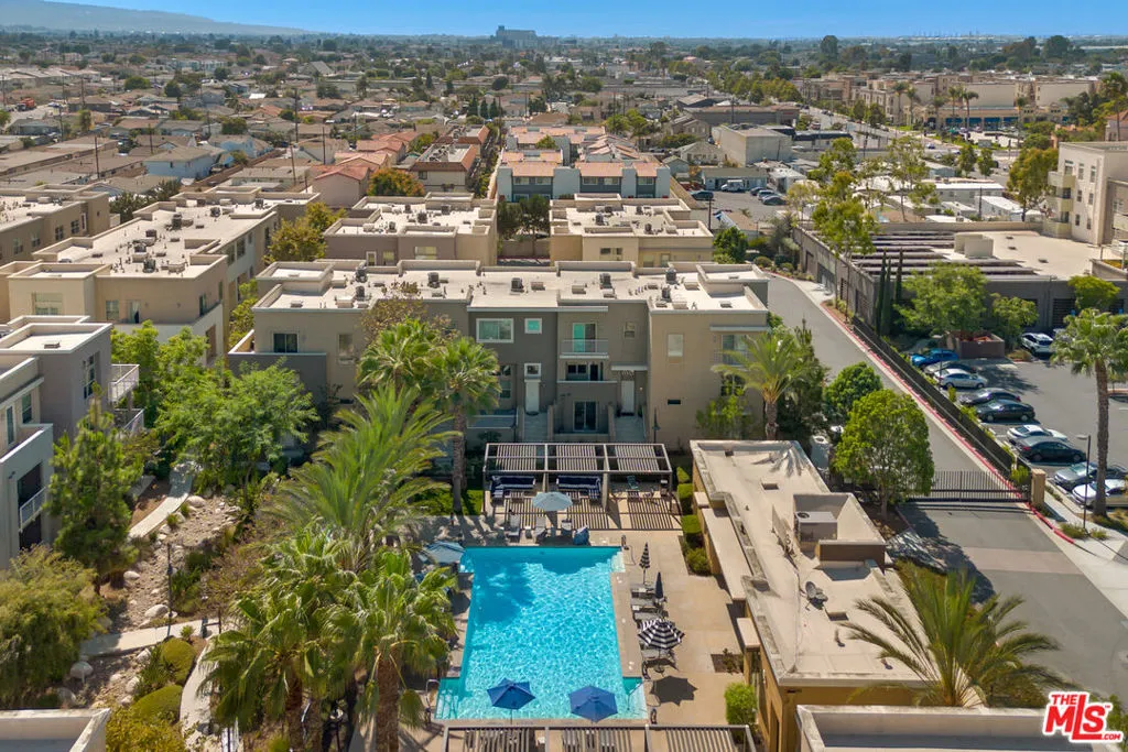 794 Colorado Cir