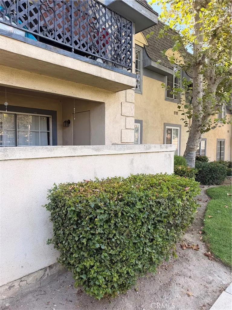149 W 6th