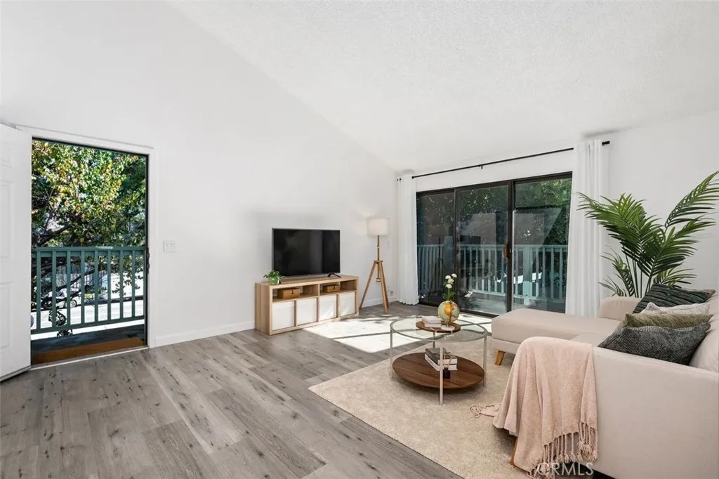 20553 S Vermont Avenue 6, Torrance, California 90502 — photo 5