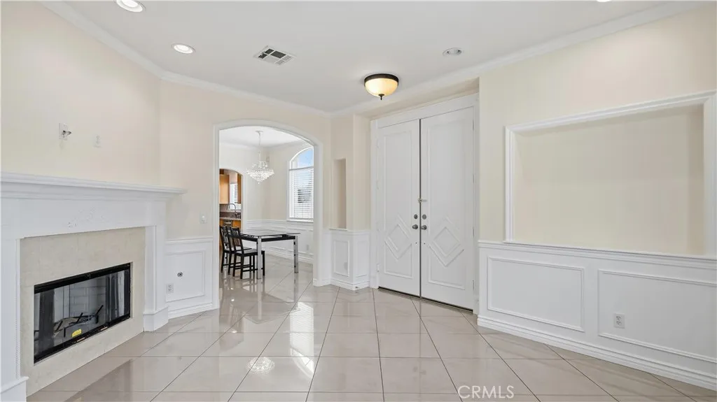 gallery-image 3