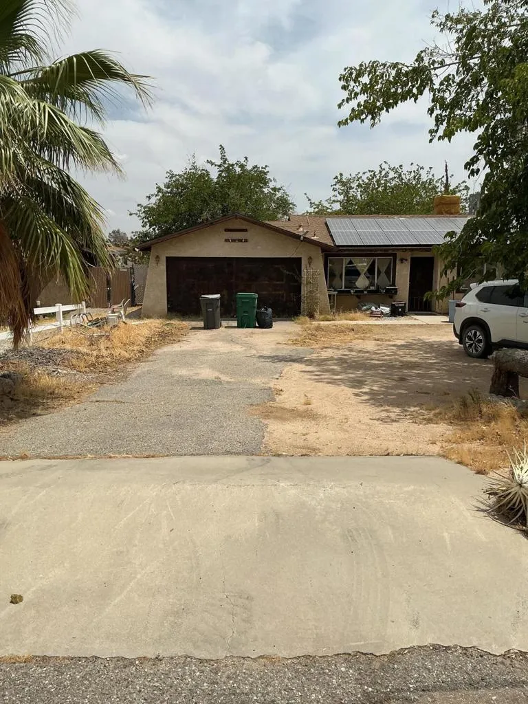 7765 Valley Vista Ave