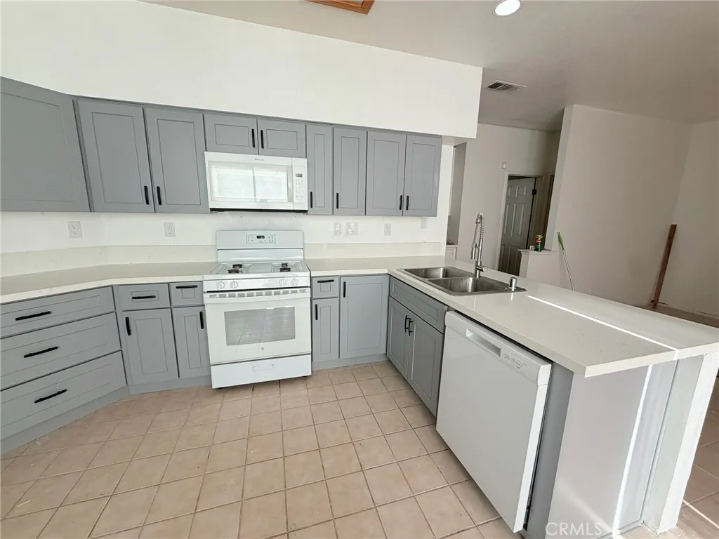 36547 Caleandra Street, Palmdale, California 93552 — photo 5