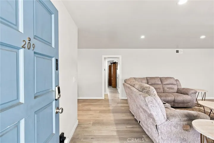5354 Lindley Avenue 209, Encino, California 91316 — photo 5