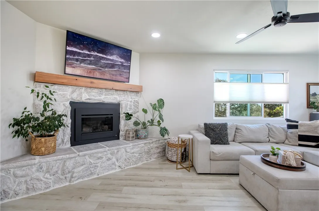 1990 Moss Beach Court, Grover Beach, California 93433 — photo 4