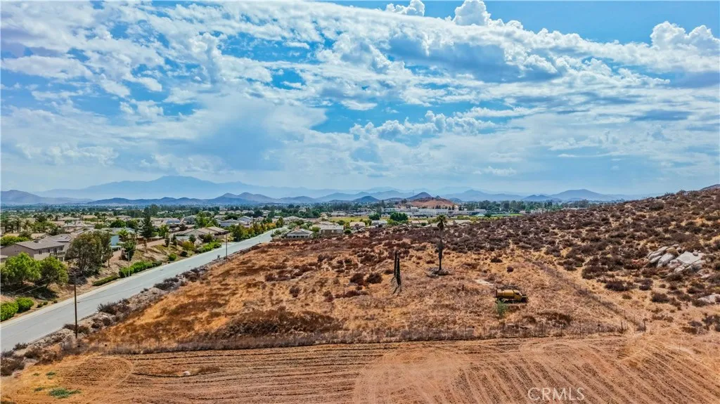 26259 Corson Avenue, Menifee, California 92584 — photo 5