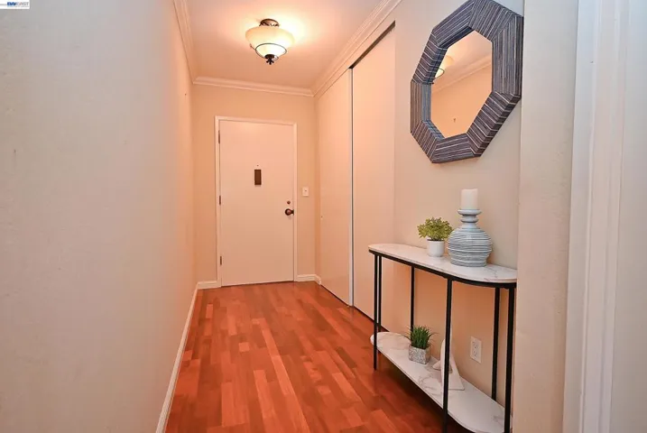 30 Mounds Rd #201, San Mateo, California 94402 — photo 4