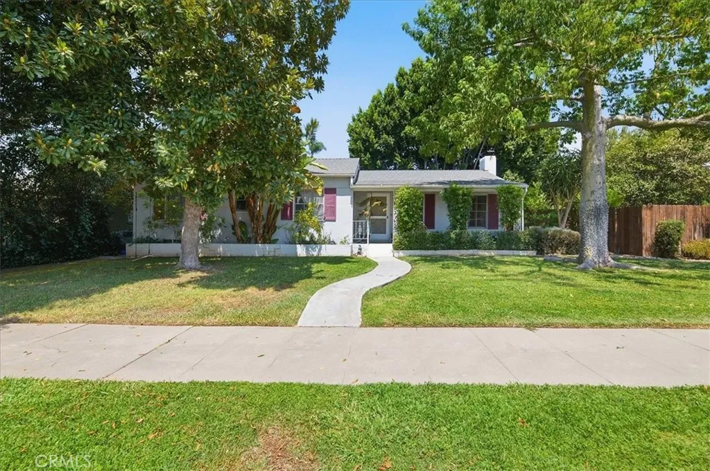 3411 Elmwood Ct