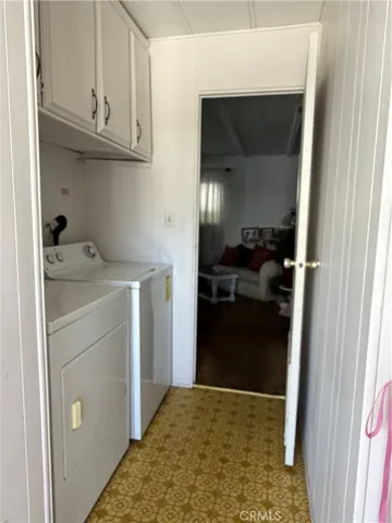 Nice inside laundry