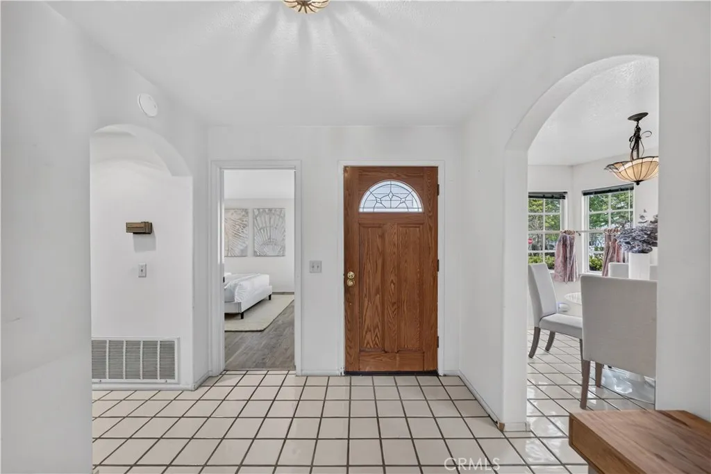 650 Wakefield Court 103, Long Beach, California 90803 — photo 5