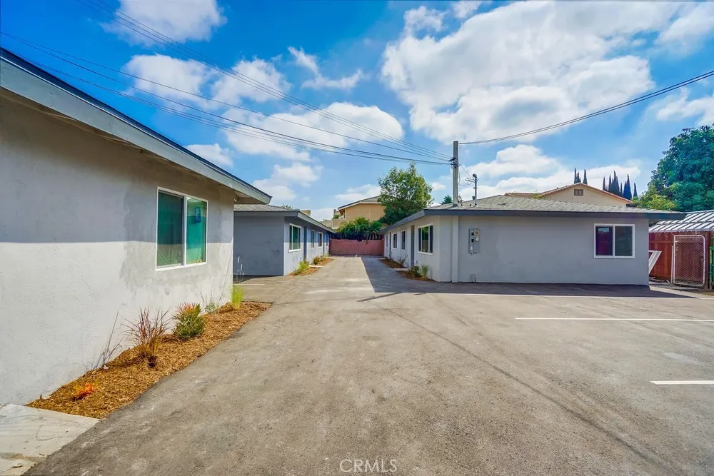 13838 Arthur, Paramount, California 90723 — photo 4