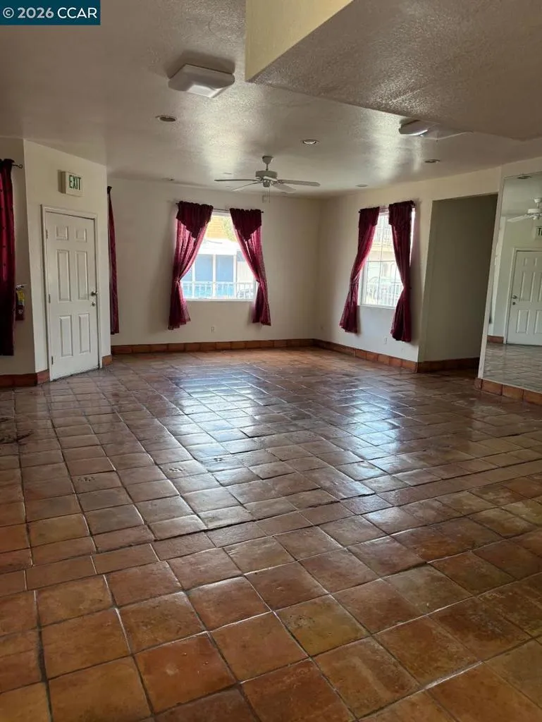 3305 Macdonald, Richmond, California 94805-2110 — photo 4