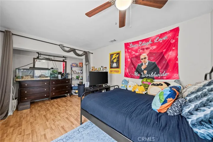 Pitbull banner is negotiable