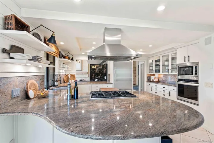 111 Morro Hills Road, Fallbrook, California 92028 — photo 5