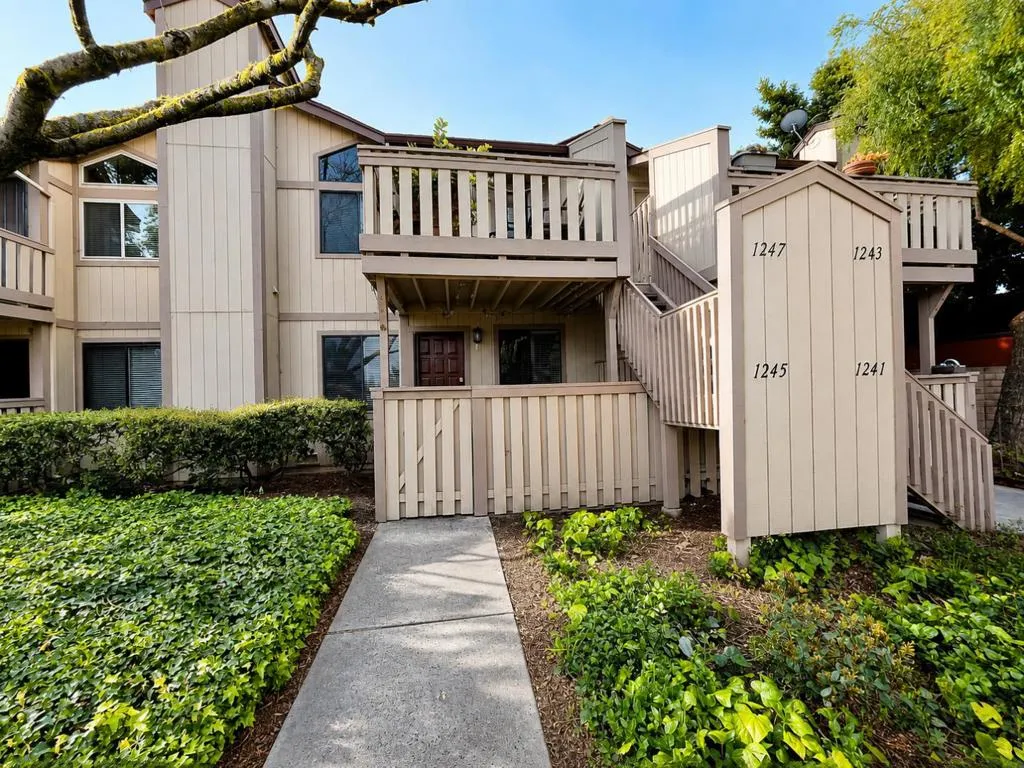 1245 Coyote Creek Pl