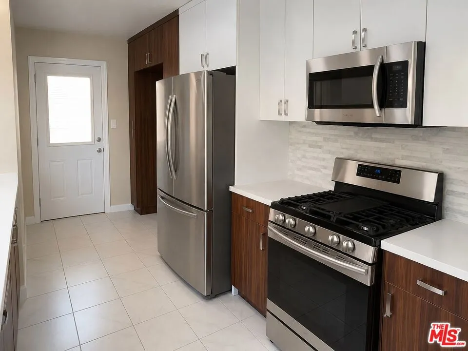 470 W California Avenue A, Glendale, California 91203 — photo 5