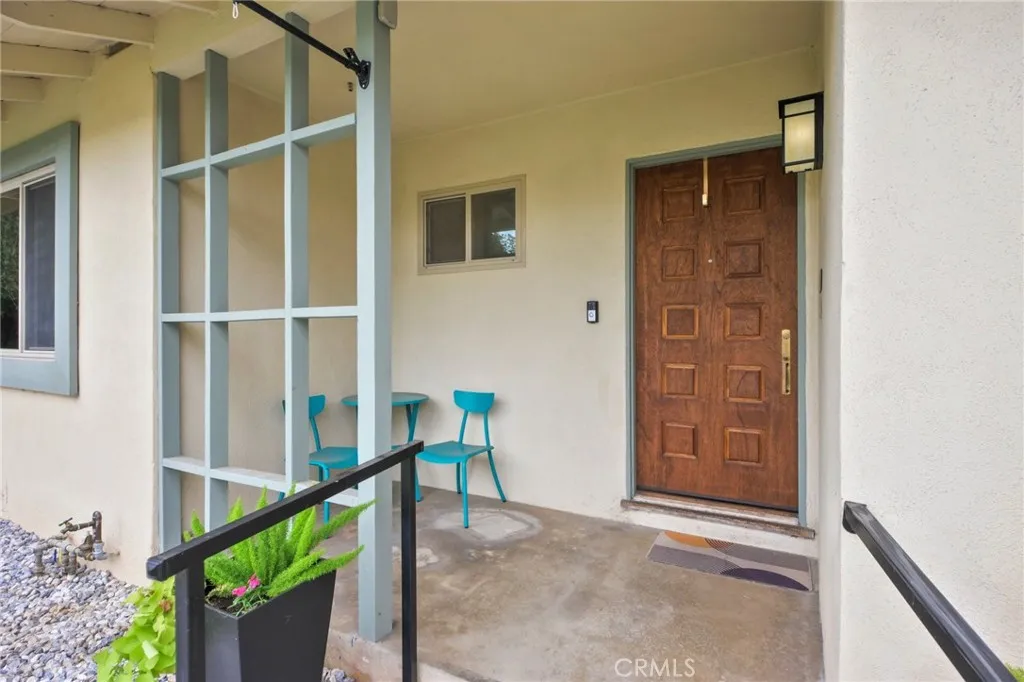414 Via Vista Drive, Redlands, California 92373 — photo 4