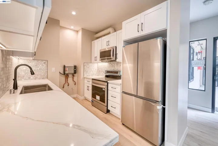 4202 Telegraph Ave, Oakland, California 94609 — photo 5