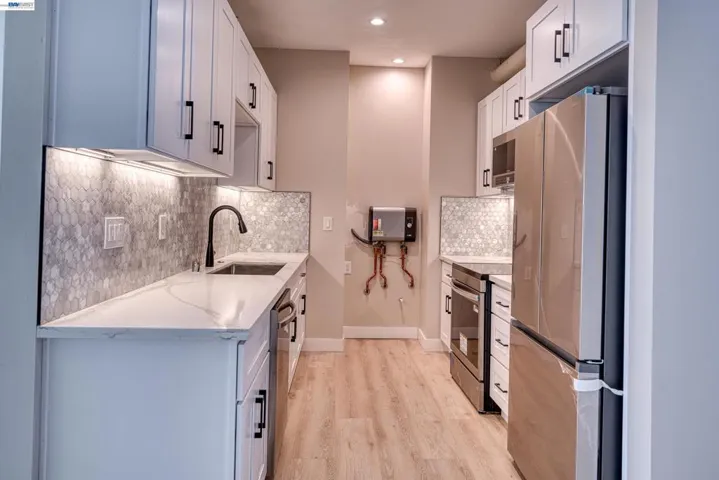 4202 Telegraph Ave, Oakland, California 94609 — photo 4