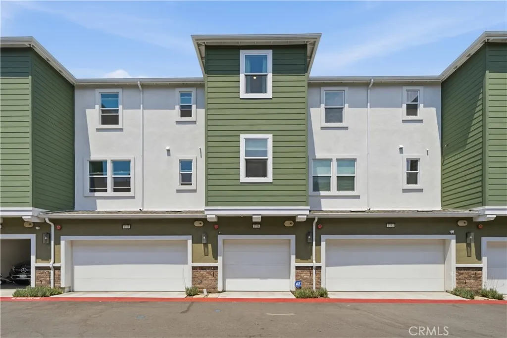 1756 Cayton