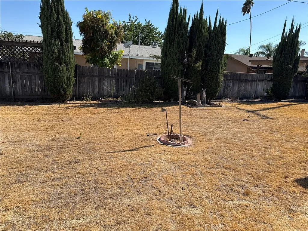 27349 7th, Highland, California 92346 — photo 4
