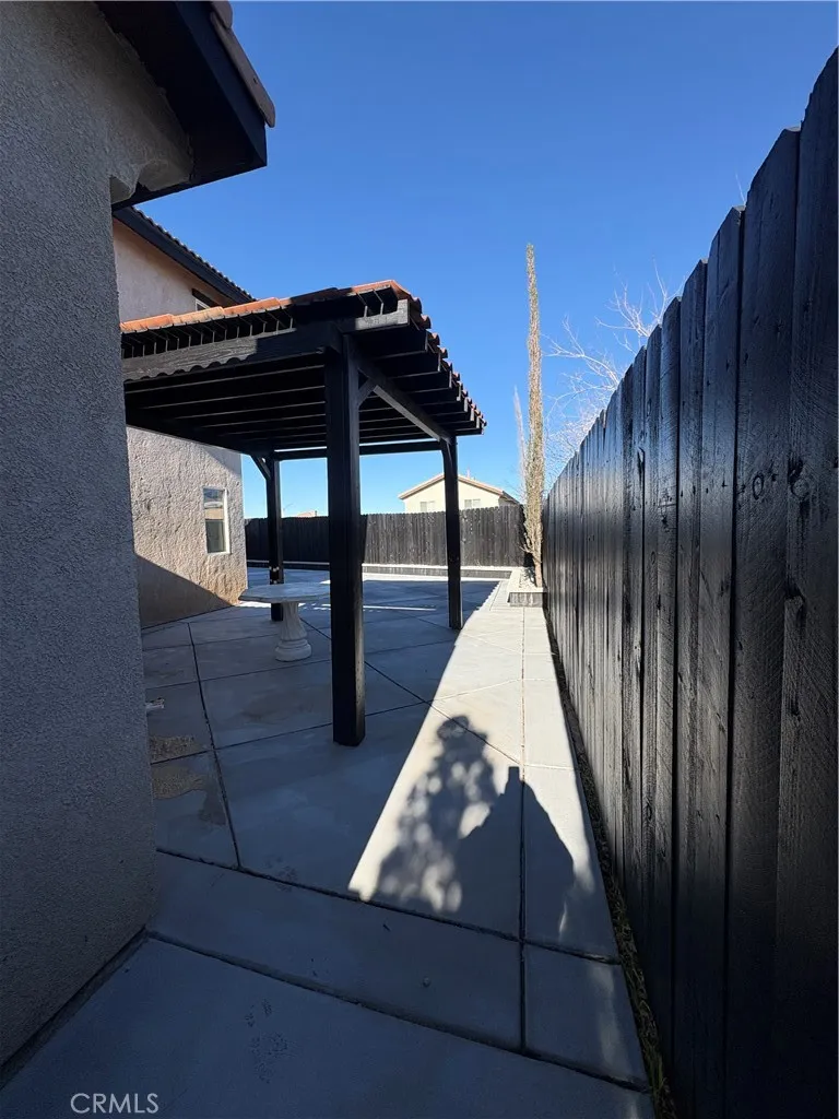14130 Gaucho Court, Victorville, California 92394 — photo 4