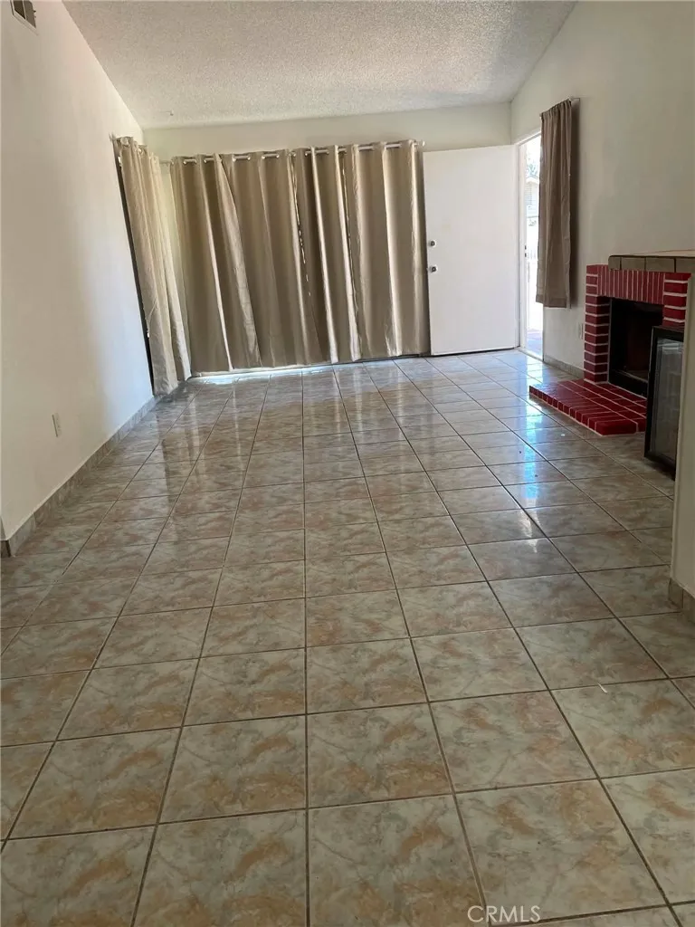 13366 Helmsdale, Moreno Valley, California 92553 — photo 5