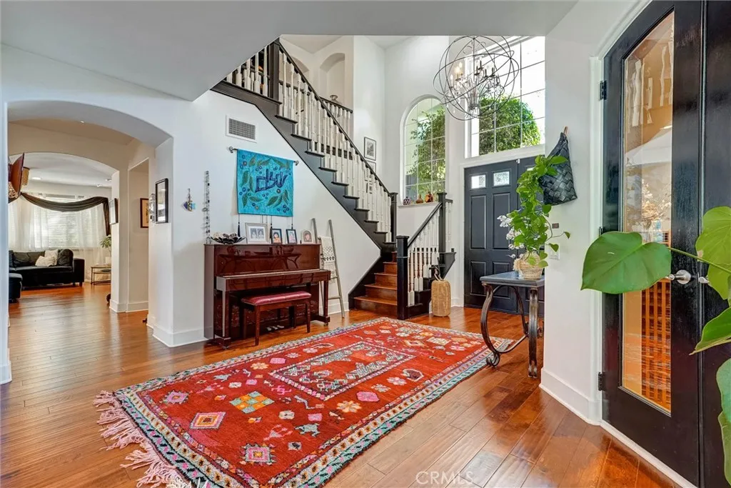 Foyer and wine cellar.