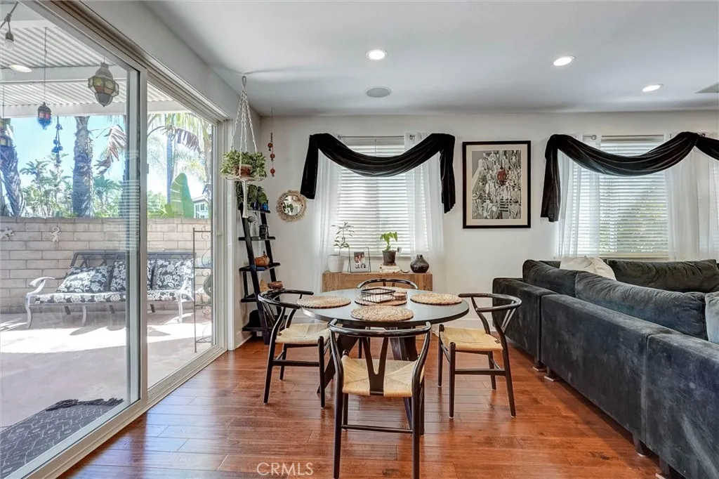 informal dining area off kitchen and family room