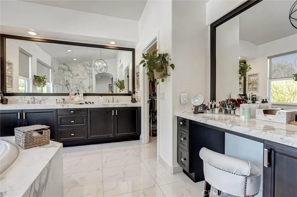 Make up area and vanity
