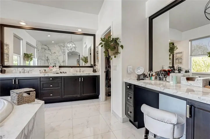 Make up area and vanity
