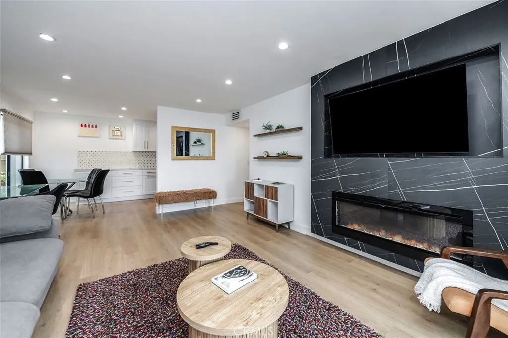4311 Colfax 107, Studio City, California 91604 — photo 4