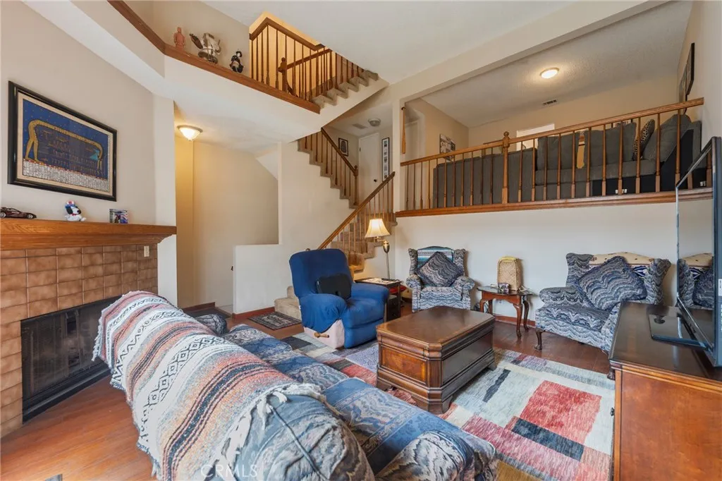 535 E 223rd Street 16, Carson, California 90745 — photo 4