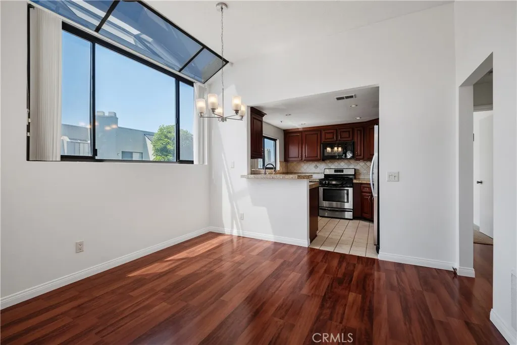 17652 Sergio Circle 202, Huntington Beach, California 92647 — photo 5