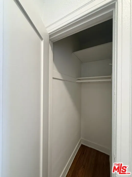 1249 S Tremaine Avenue, Los Angeles, California 90019 — photo 4
