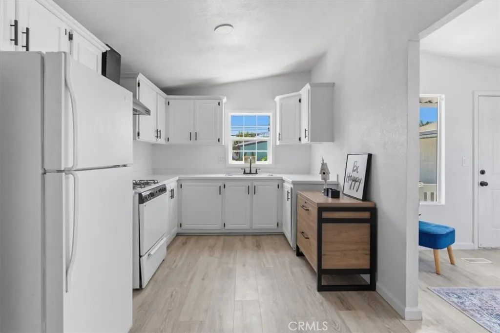 7887 Lampson Ave Avenue 10, Garden Grove, California 92841 — photo 5