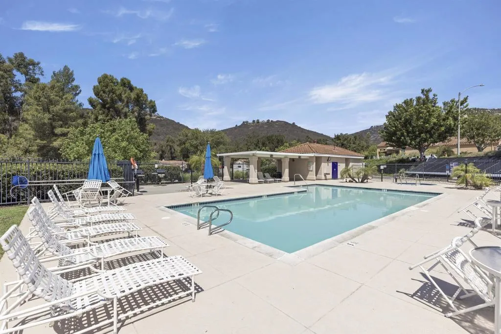 2229 Hilton Head Glen, Escondido, California 92026 — photo 4