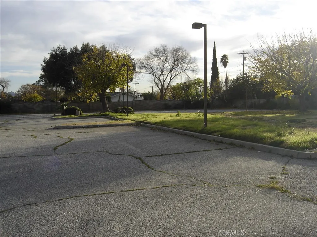 1543 W 8th Street, San Bernardino, California 92411 — photo 5