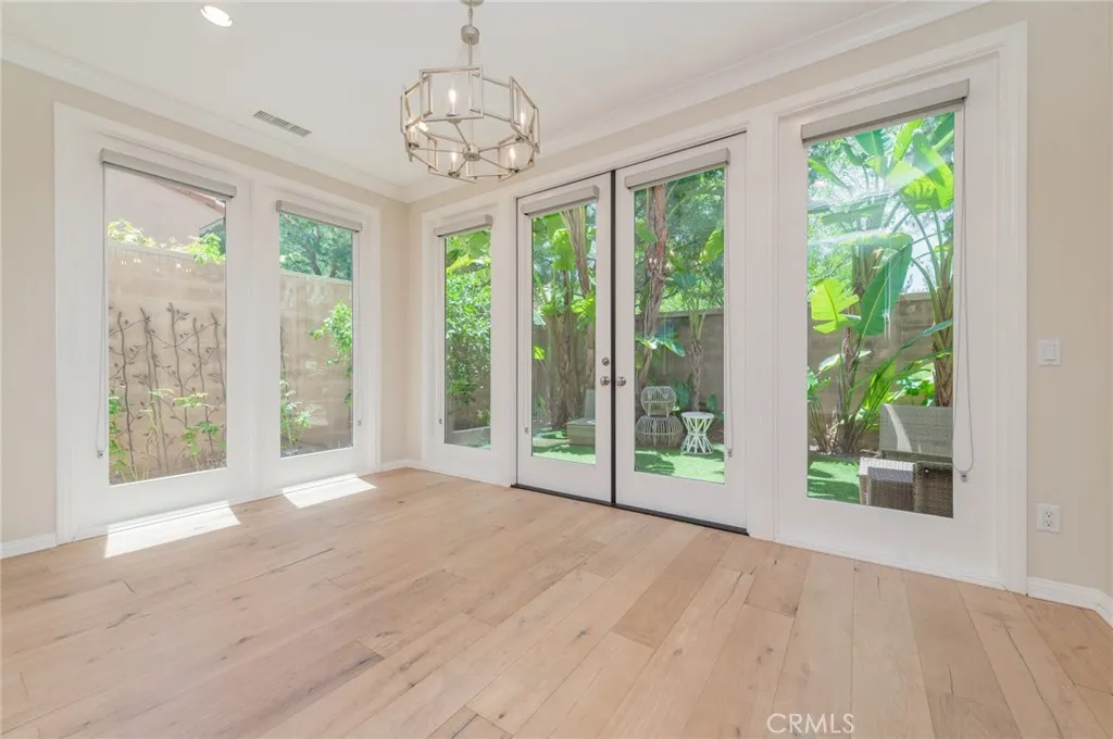105 Doverwood, Irvine, California 92620 — photo 4