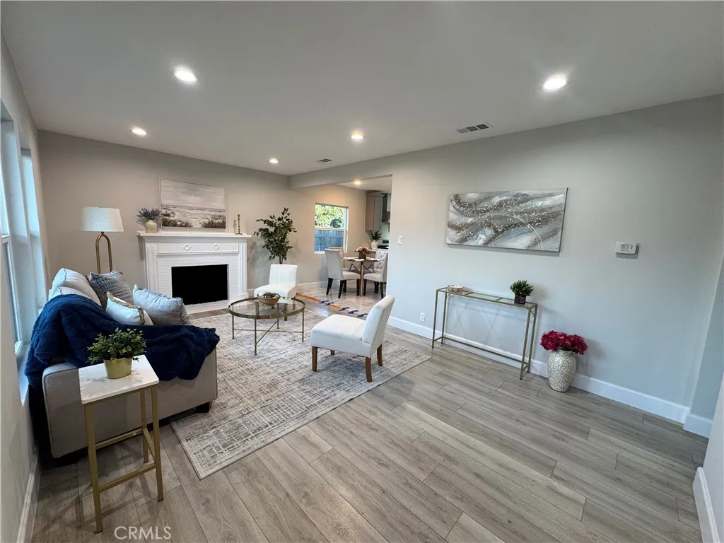 gallery-image 3