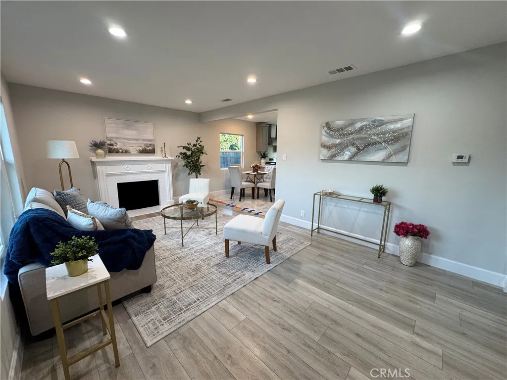 gallery-image 4