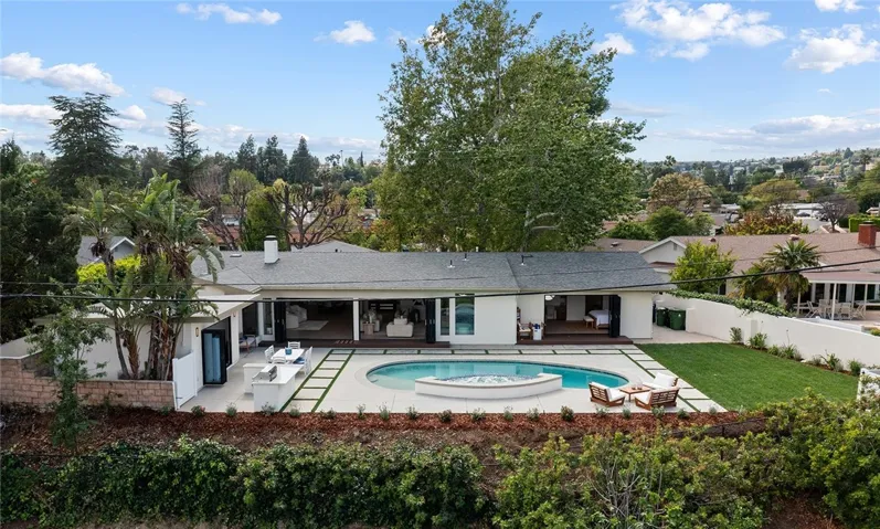 23925 Crosson Drive, Woodland Hills, California 91367 — photo 5